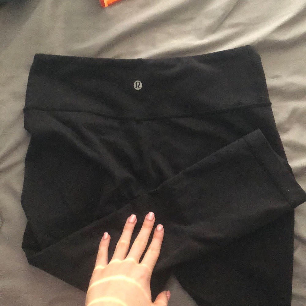 lululemon cropped leggings